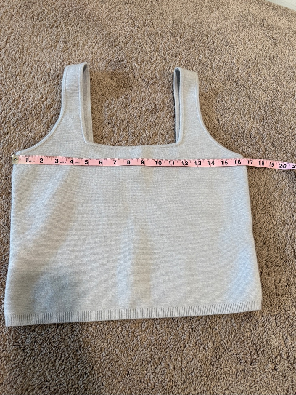 Abercrombie & Fitch soft A&F collection Light Gray Square Neck Knit Tank - Picture 4 of 9